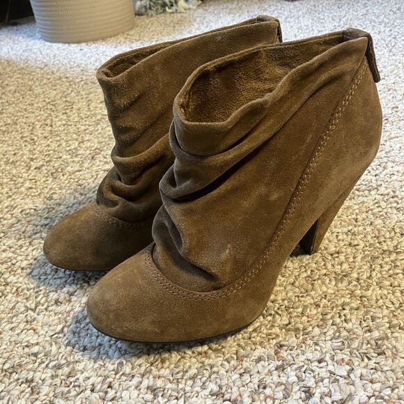 Steve Madden Ollie Suede Heeled Booties Size 9 M Brown Slouchy Ankle Boots - Picture 2 of 11